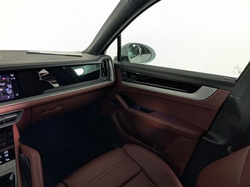 New 2026 Porsche Cayenne S AWD/4WD image 23