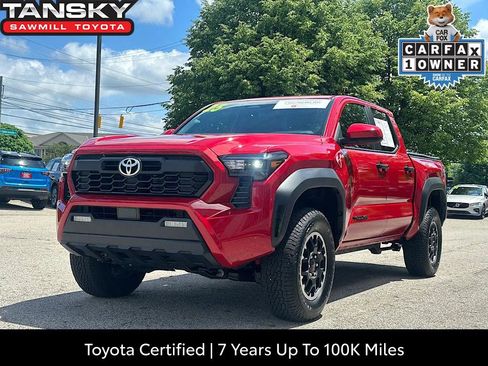 Certified 2025 Toyota Tacoma Limited AWD/4WD image 1