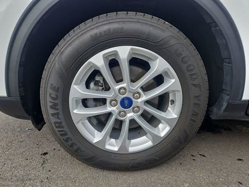 Used 2020 Ford Escape SE image 32