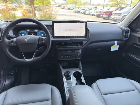 New 2025 Ford Bronco Sport Badlands image 44