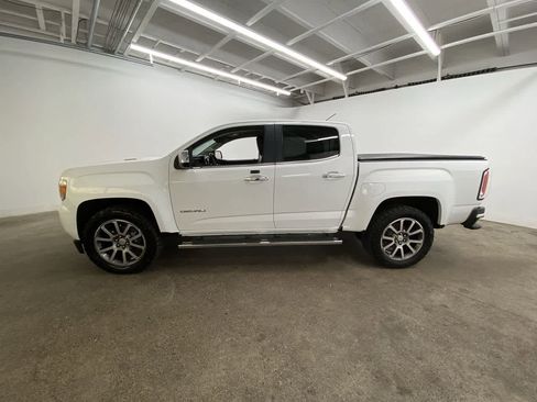 Used 2019 GMC Canyon Denali image 3
