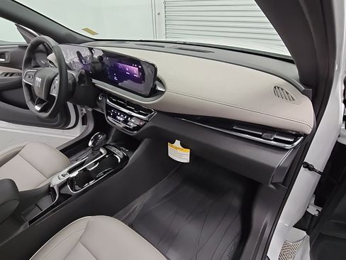 New 2026 Buick Envista Avenir image 38