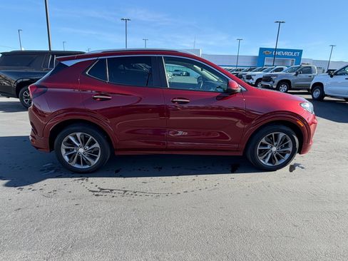 Used 2023 Buick Encore GX Select w/ Experience Buick Package FWD image 2