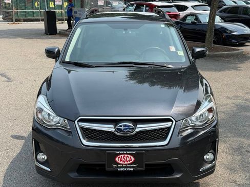 Used 2017 Subaru Crosstrek 2.0i Limited AWD/4WD image 2