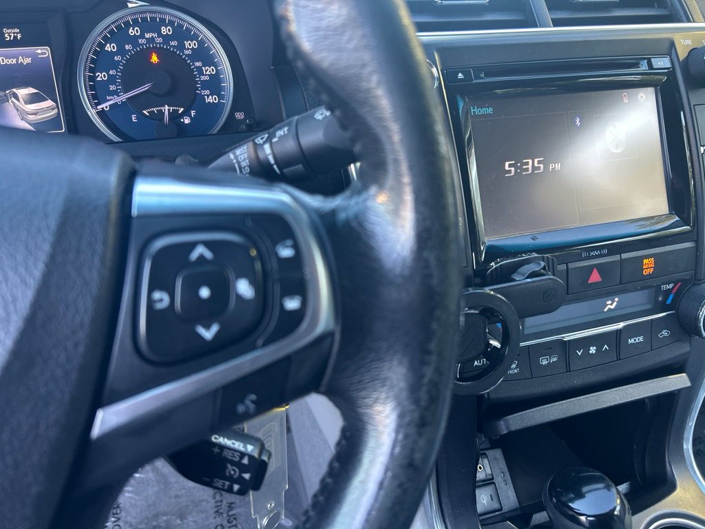Used 2017 Toyota Camry XLE FWD image 35