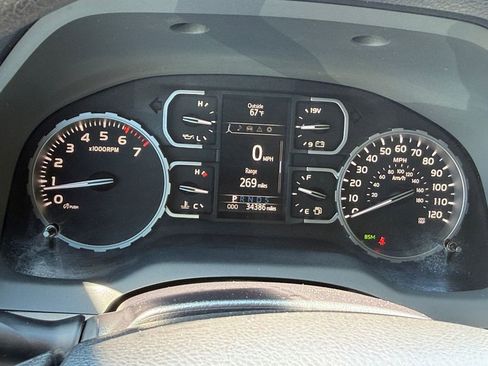 Used 2021 Toyota Tundra SR5 AWD/4WD image 13