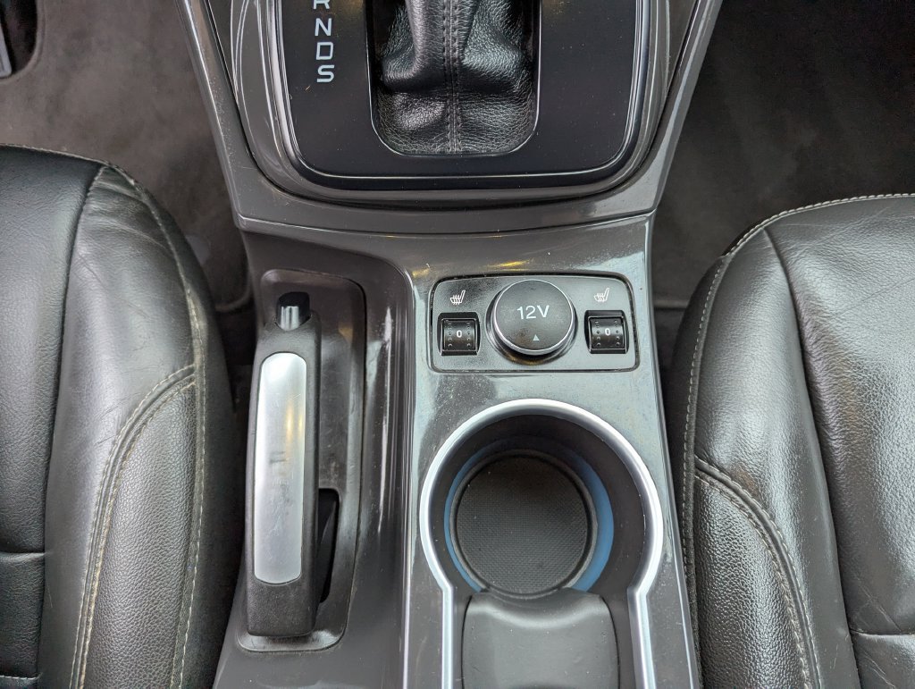 Used 2015 Ford Escape Titanium AWD/4WD image 25