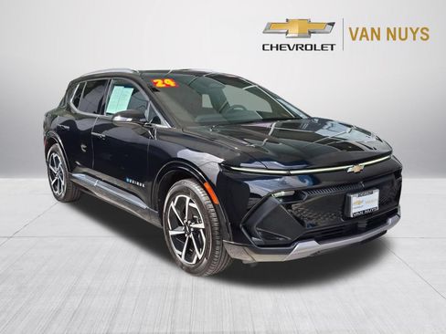 Used 2024 Chevrolet Equinox EV LT FWD image 3