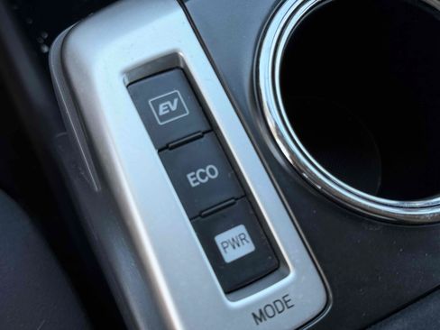 Used 2013 Toyota Prius V Two FWD image 24