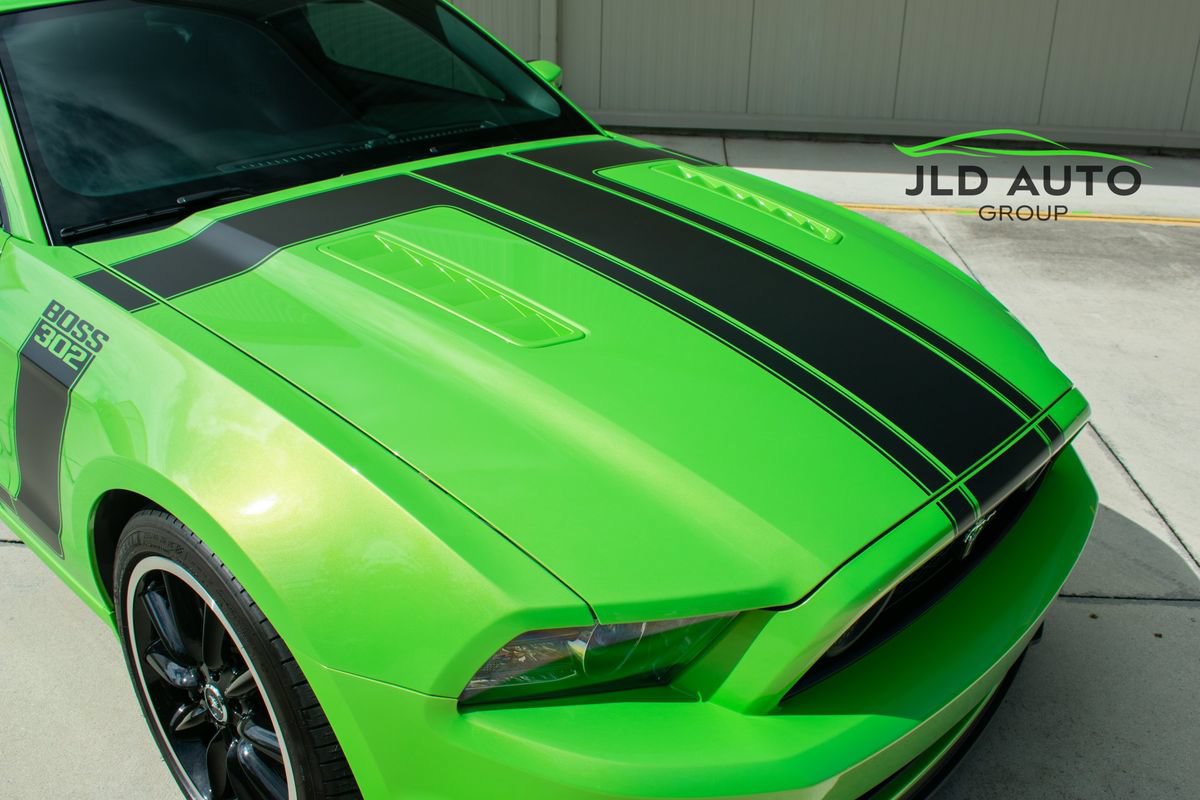 Used 2013 Ford Mustang Boss 302 w/ Boss 302 Accessory Pkg RWD image 30