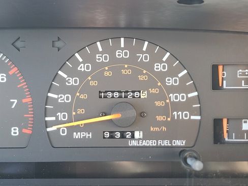 Used 1990 Toyota Pickup SR5 image 24