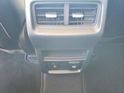 Used 2024 Ford Edge SEL w/ Convenience Package AWD/4WD image 16