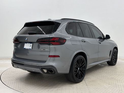 Used 2024 BMW X5 xDrive40i w/ M Sport Package AWD/4WD image 9