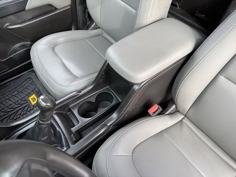 Used 2018 Chevrolet Colorado 2WD Extended Cab image 23