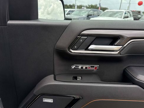 Used 2025 GMC Sierra 1500 AT4 AWD/4WD image 14
