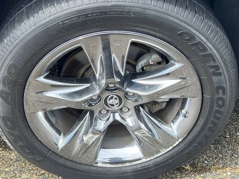 Used 2019 Toyota Highlander Limited Platinum image 15