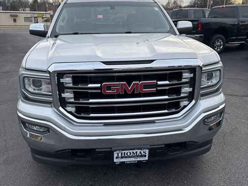 Used 2018 GMC Sierra 1500 SLT w/ SLT Premium Package image 2