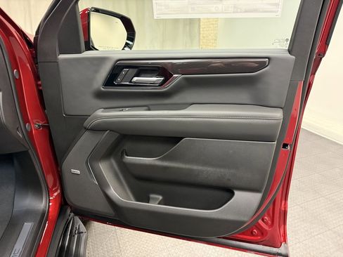 New 2026 GMC Yukon Elevation w/ LPO, Floor Liner Package image 18