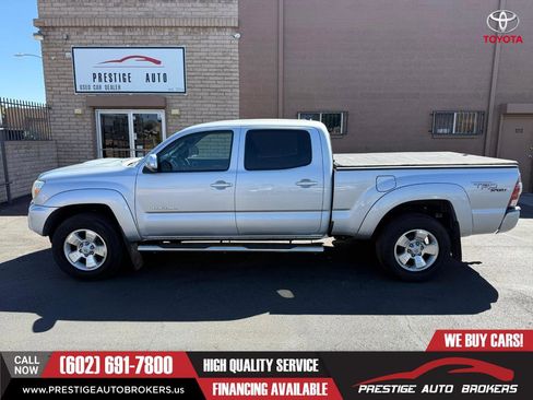 Used 2012 Toyota Tacoma TRD Sport w/ TRD Sport Pkg image 4