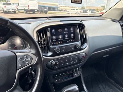 Used 2021 Chevrolet Colorado Z71 w/ Safety Package AWD/4WD image 10