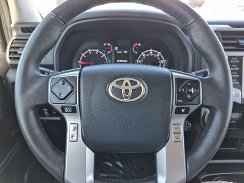 Used 2024 Toyota 4Runner SR5 image 18