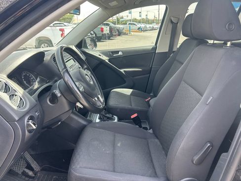 Used 2013 Volkswagen Tiguan S AWD/4WD image 23