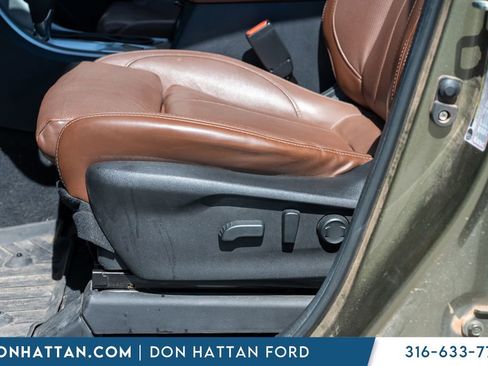 Used 2022 Subaru Ascent Touring AWD/4WD image 22