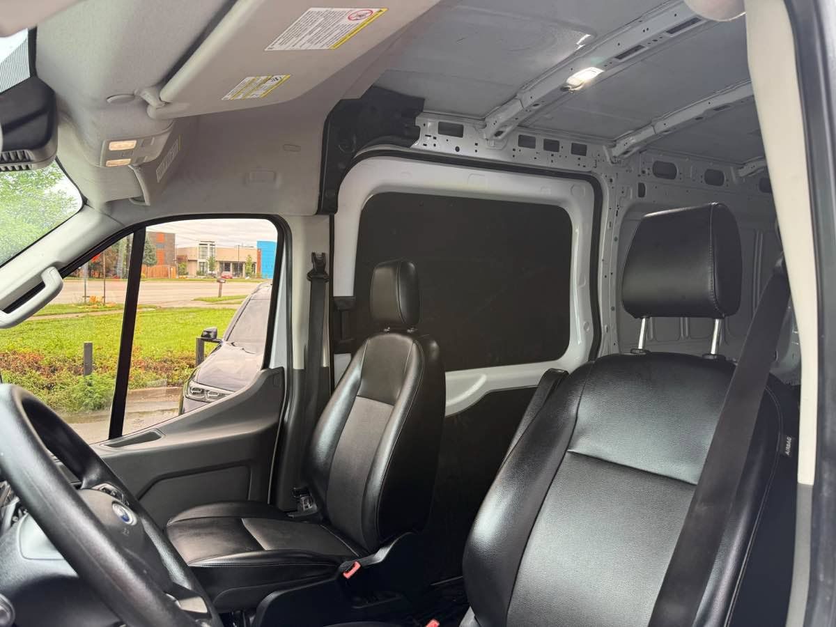 Used 2021 Ford Transit 250 Medium Roof RWD image 23