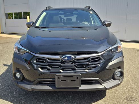 Used 2024 Subaru Crosstrek 2.0i Premium AWD/4WD image 2