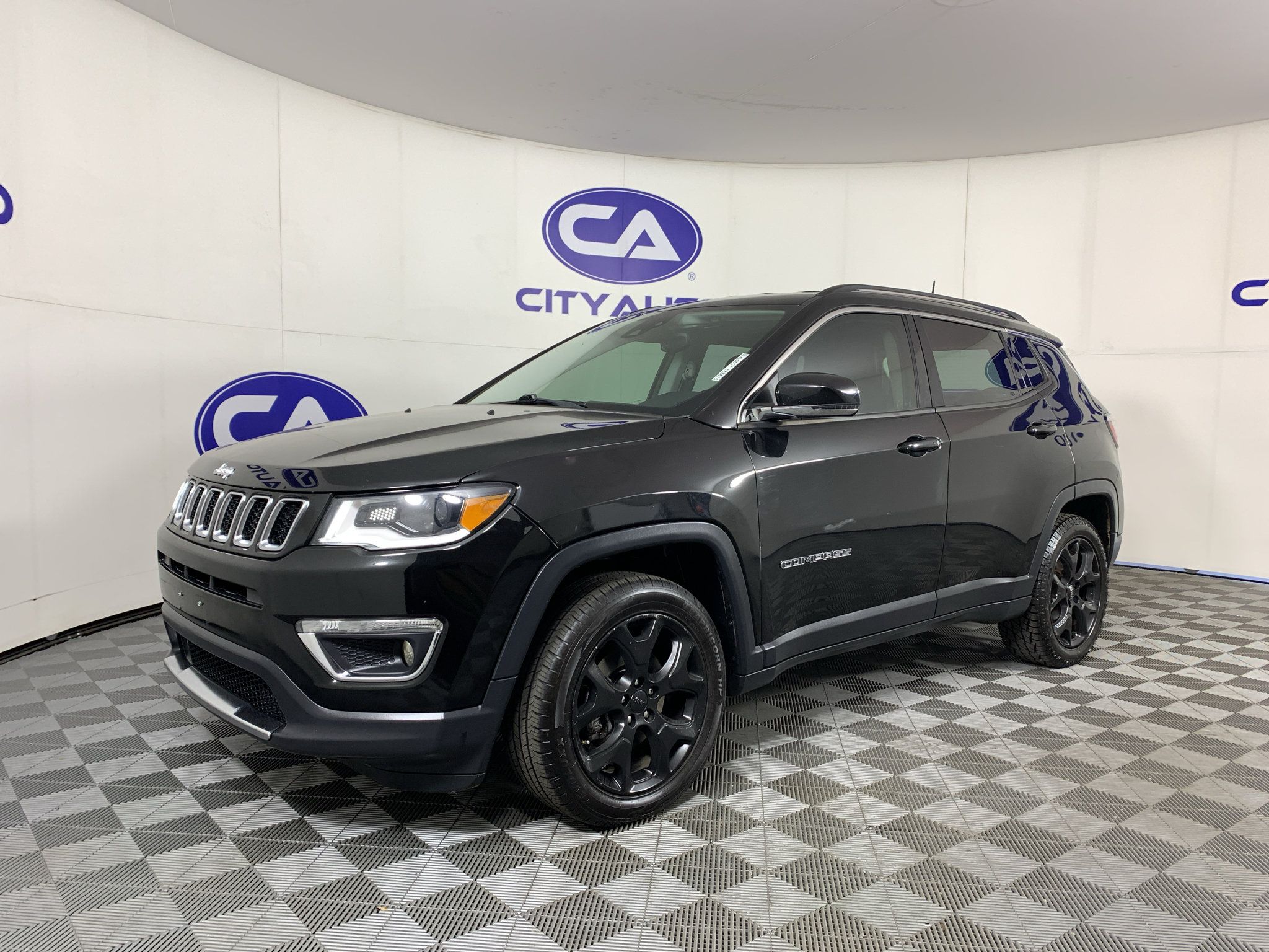 Used 2018 Jeep Compass Limited w/ Navigation Group AWD/4WD image 7
