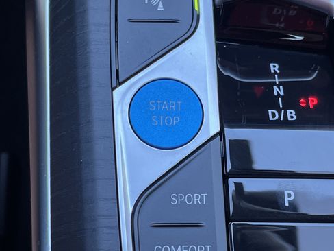 New 2026 BMW i4 eDrive40 w/ M Sport Package image 11