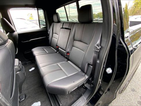 Used 2025 Honda Ridgeline TrailSport image 29