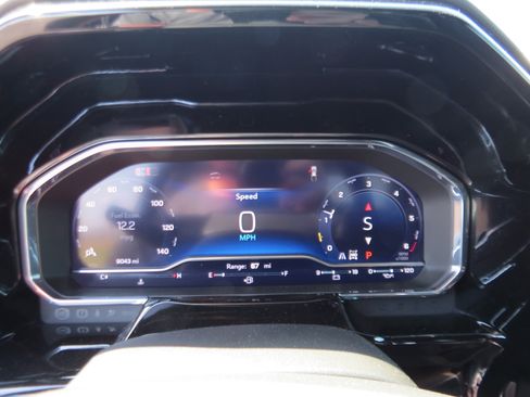 Used 2025 Chevrolet Silverado 1500 High Country w/ High Country Premium Package image 27