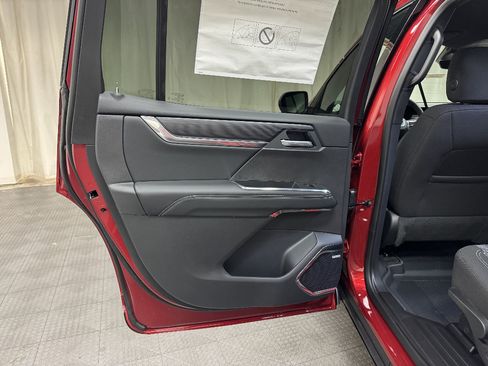 New 2026 GMC Acadia Elevation w/ LPO, Floor Liner Package AWD/4WD image 17