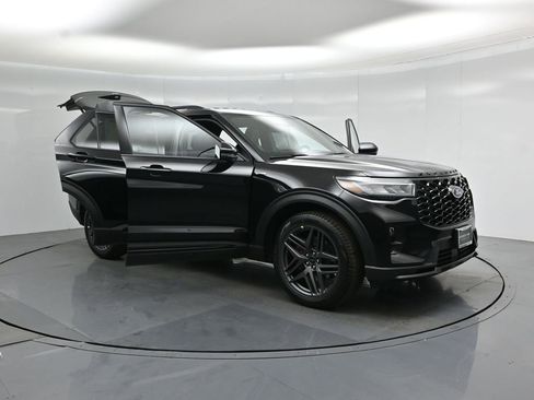 New 2026 Ford Explorer ST-Line image 33