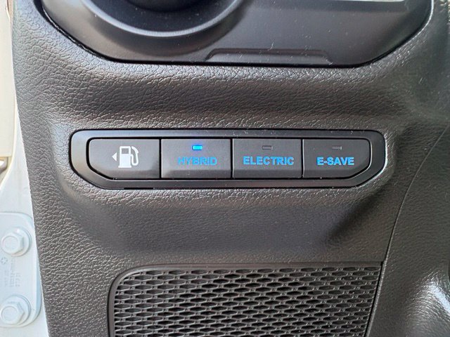 Used 2022 Jeep Wrangler Unlimited Sahara AWD/4WD image 26