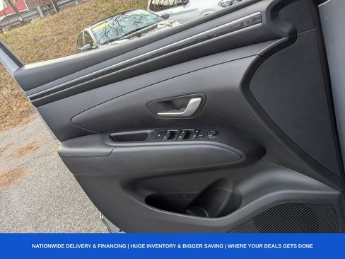 Used 2024 Hyundai Tucson Blue image 31