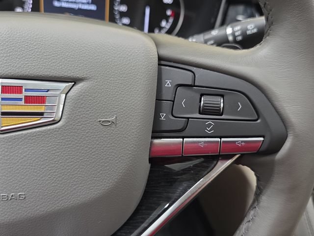 Certified 2024 Cadillac XT6 Premium Luxury w/ LPO, Floor Liner Package AWD/4WD image 17