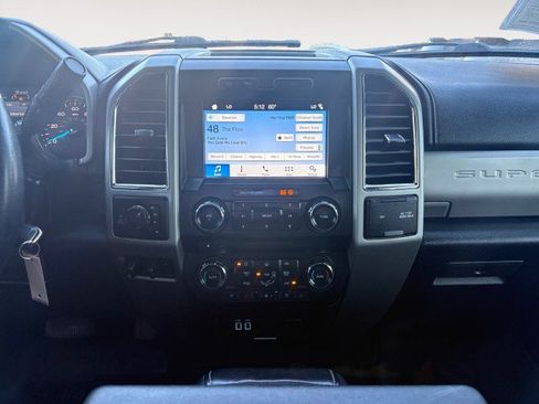 Used 2018 Ford F250 Lariat image 10