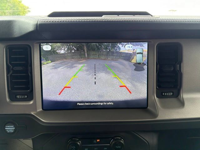 Used 2025 Ford Bronco Outer Banks AWD/4WD image 19
