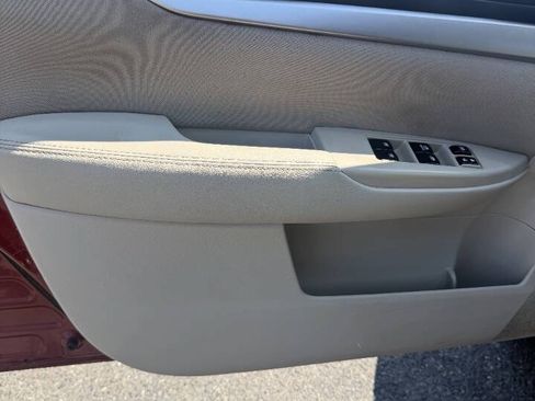 Used 2014 Subaru Outback 2.5i Premium AWD/4WD image 7