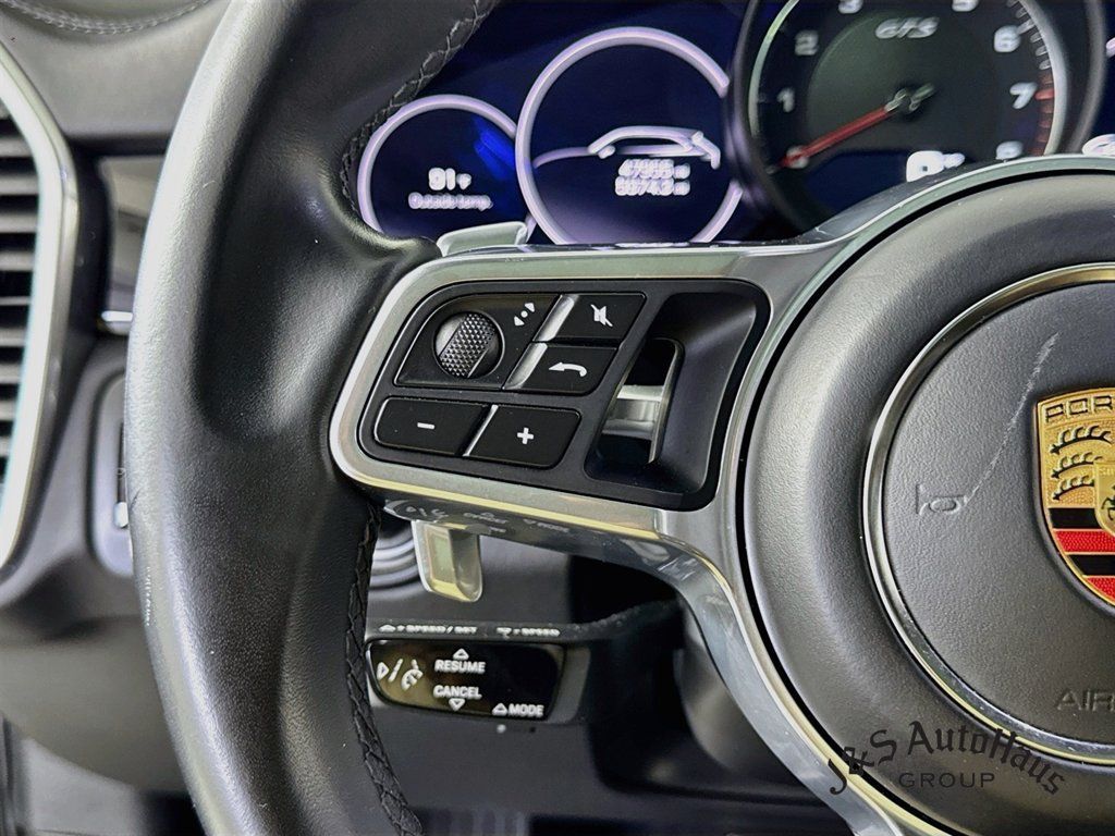 Used 2021 Porsche Cayenne GTS AWD/4WD image 13