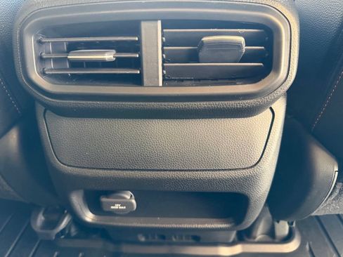 Used 2025 Honda Ridgeline TrailSport image 32