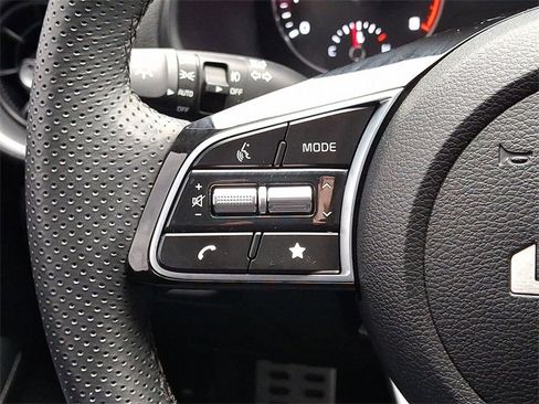 Used 2023 Kia Forte GT-Line w/ GT-Line Premium Package image 21