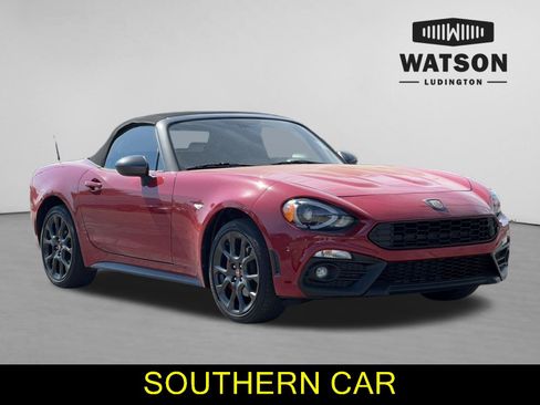 Used 2019 FIAT 124 Spider Abarth w/ Convenience Group RWD image 1