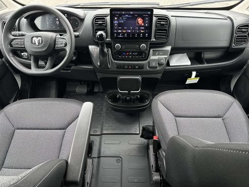 New 2026 RAM ProMaster 3500 w/ Premium Convenience Group FWD image 10