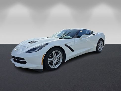 Used 2016 Chevrolet Corvette Stingray Coupe image 8