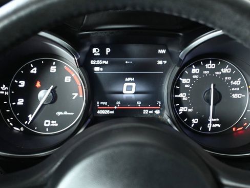 Used 2019 Alfa Romeo Stelvio Ti Lusso w/ Quick Order Package 22X Lusso image 19