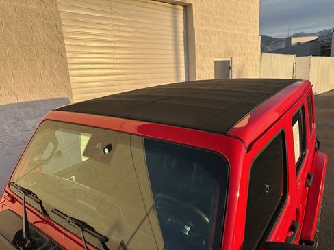 Used 2023 Jeep Wrangler Unlimited Rubicon 4xe w/ Steel Bumper Group image 8