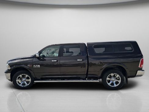Used 2016 RAM 1500 Laramie AWD/4WD image 21